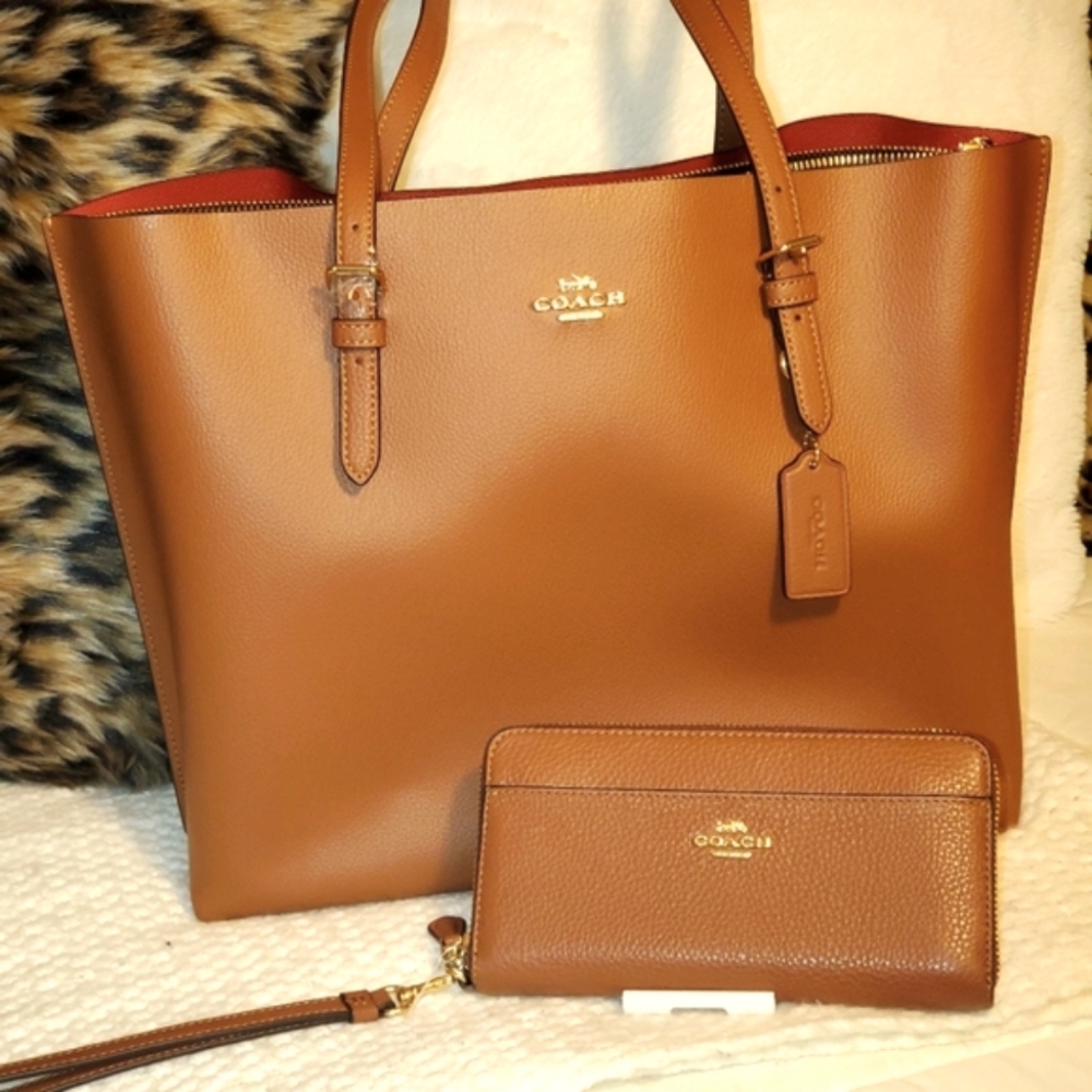 Coach Mollie Tote Redwood